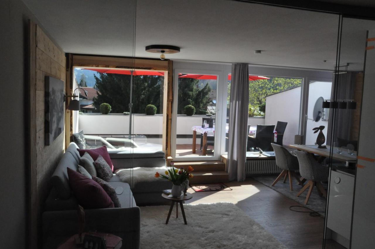 Apartamento ALMI - Alpenglück Traumhafte Whg.m.20qm Dachterr. Oberstaufen Exterior foto