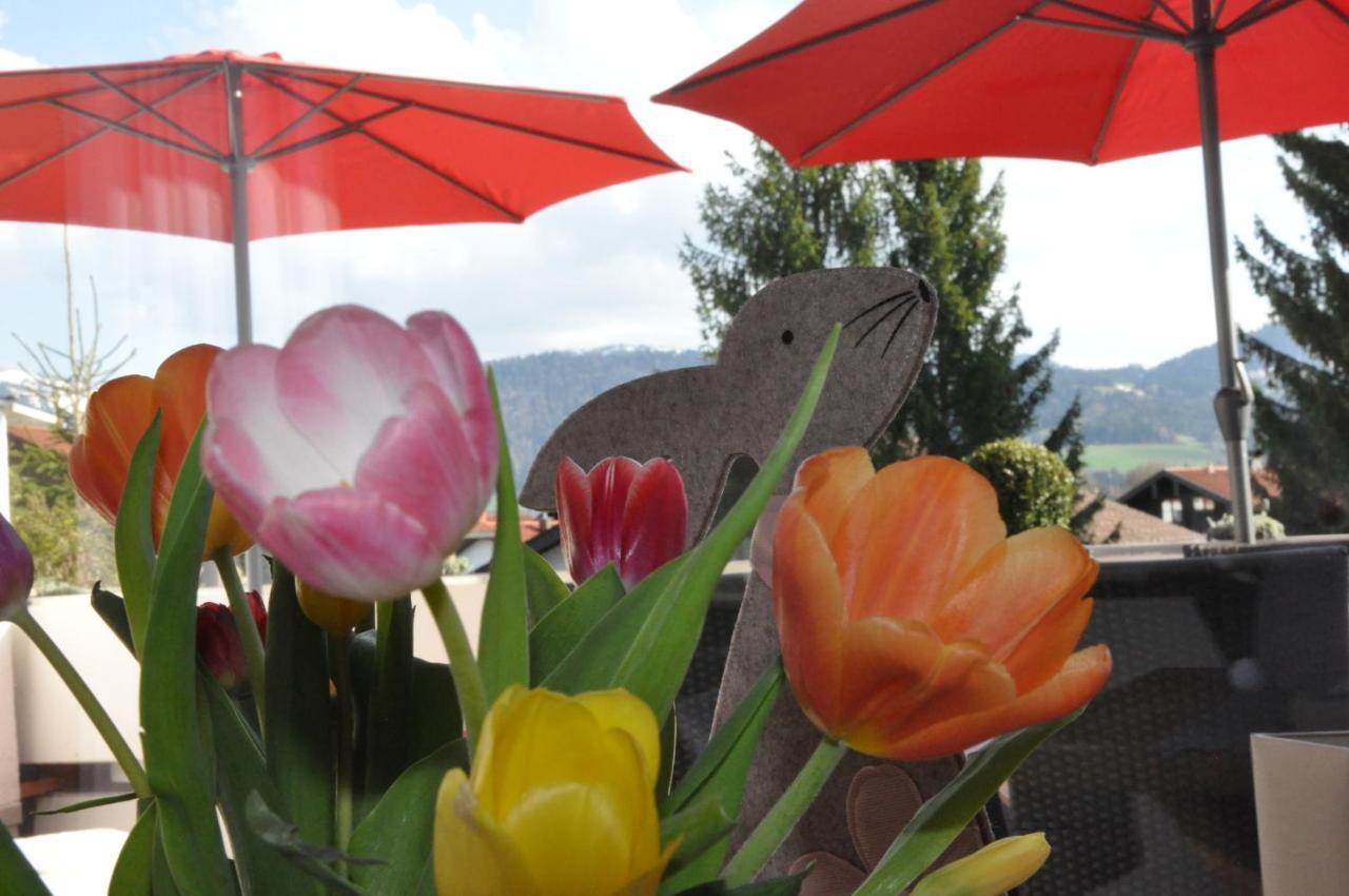 Apartamento ALMI - Alpenglück Traumhafte Whg.m.20qm Dachterr. Oberstaufen Exterior foto